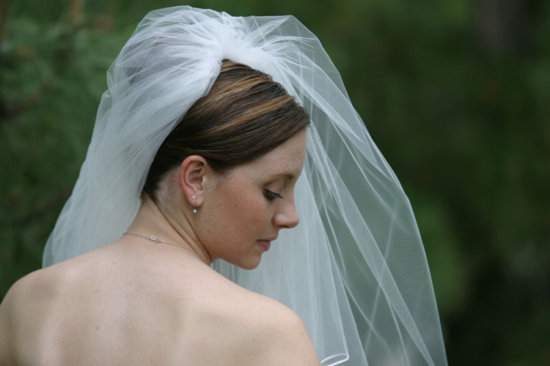 taos bride veil and jewelry