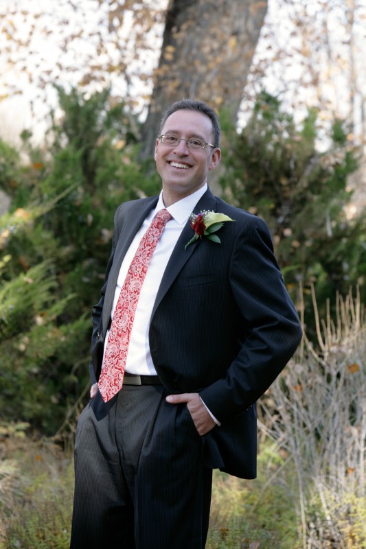taos groom at wedding