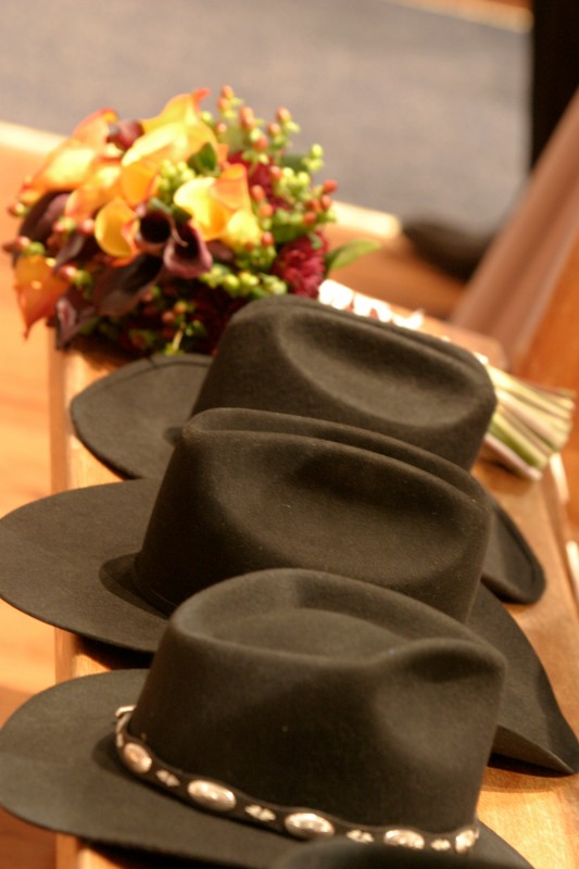taos a wedding guide