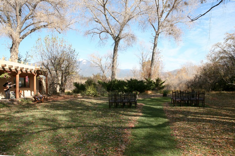 outdoor autumn wedding