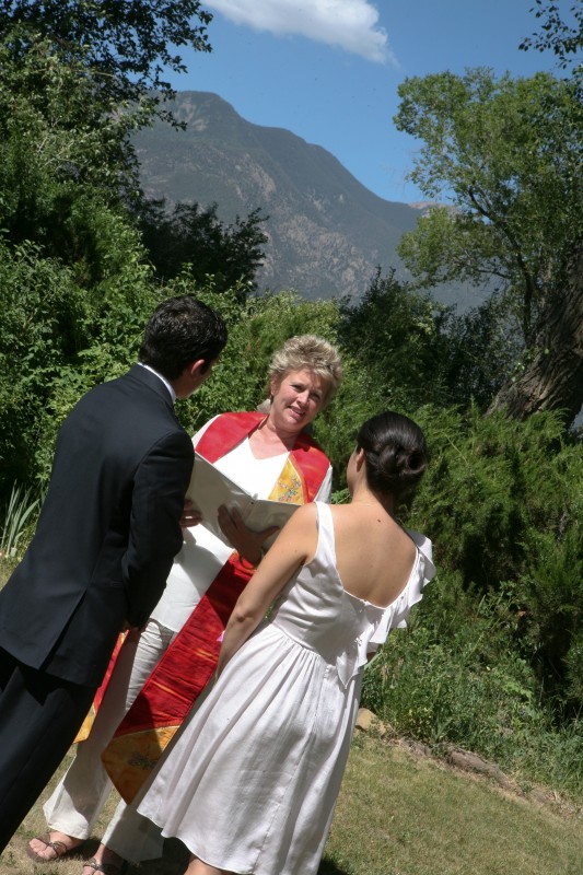 Karen Baldwin officiant
