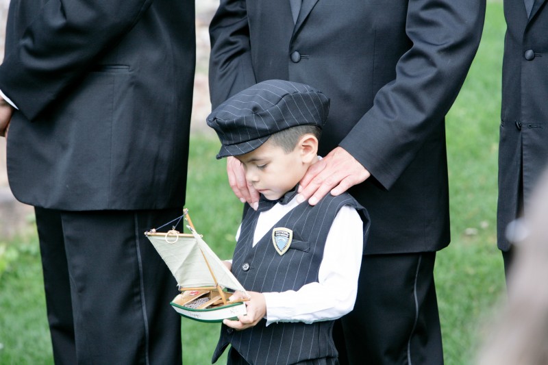 ring bearer with unique pillow