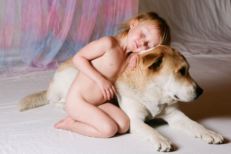 children and pet family portraits