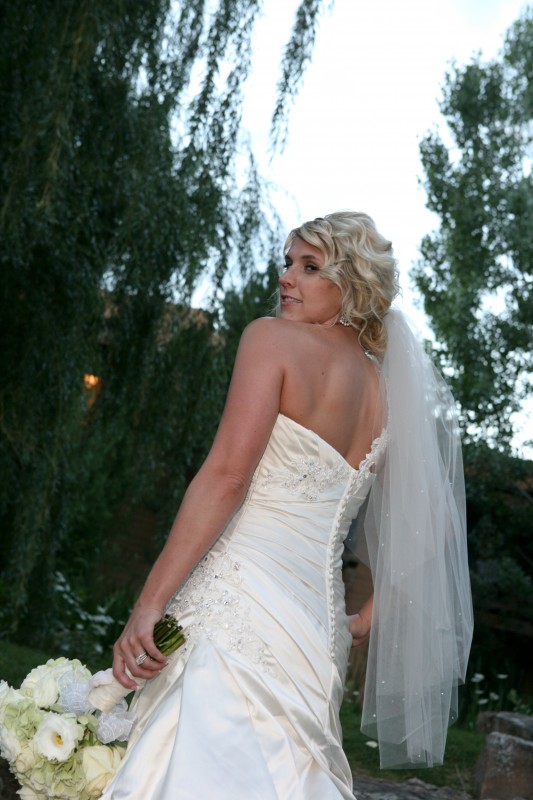 destination wedding bride