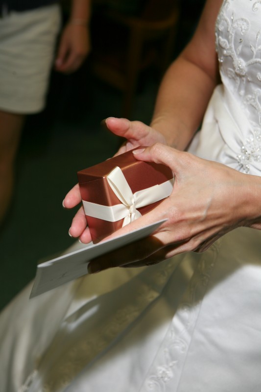 present from groom to bride
