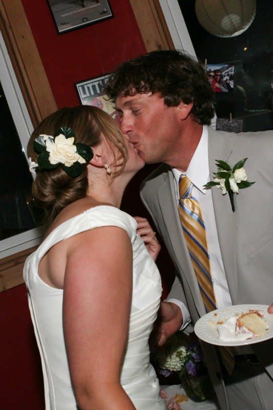 Wedding Cake Cutting