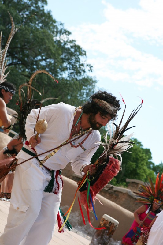 aztec celebration for hispanic tradition