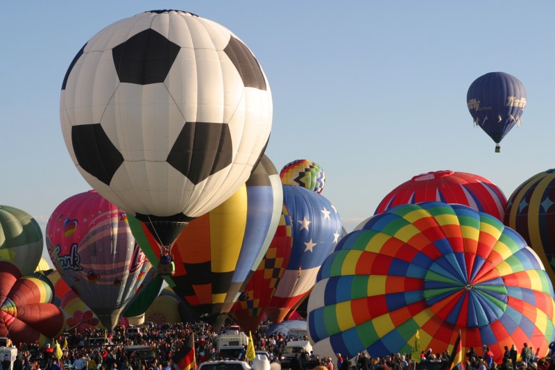 albuquerque and taos balloon fiestas