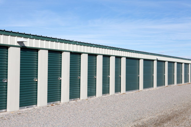 Website photos for storage rental business near Taos airport