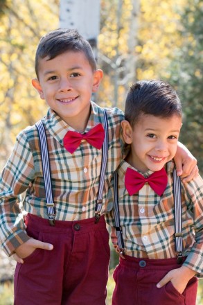 Fall portraits of boys in bow ties in Carson National Forest