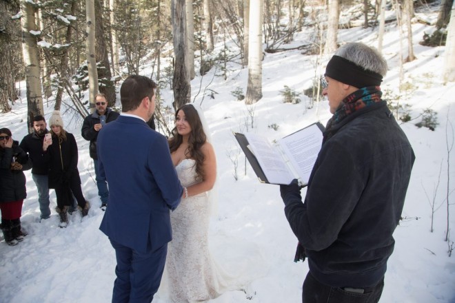 Outdoor March wedding at Taos Ski Valley among aspens and ponderosas