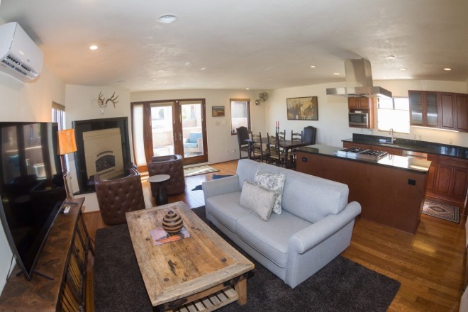 Charming Taos apartment at Quail Ridge near the Taos Ski Valley