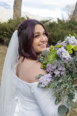Maya's purple hair and veil were absolutely stunning with her lavender and chartreuse wedding bouquet.