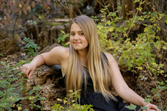 Senior photos at Pot Creek outside of Taos, NM