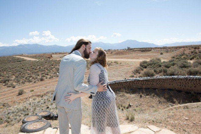 Destination elopement in Taos NM at Earthship community