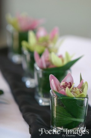 pink and green wedding flowers