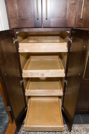 Sliding shelving in modern bathroom at Quail Ridge condo