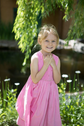 Willow tree and daisy flowers with this five year old's portrait
