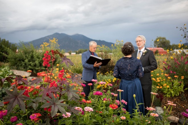 SpiriTaos elopement package with mountain views