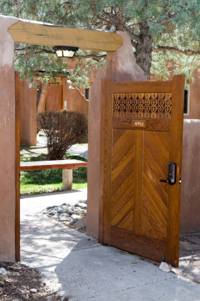 Taos apartment outdoor entry way into courtyard, named Apple