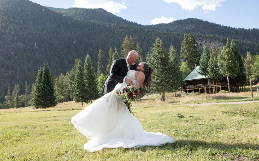 Red River Elopement in August